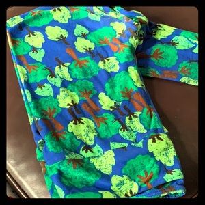 Tall and curvy leggings NWOT. Lulu Roe